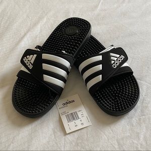 Adidas Adissage Sandals size 9 woman’s NWT